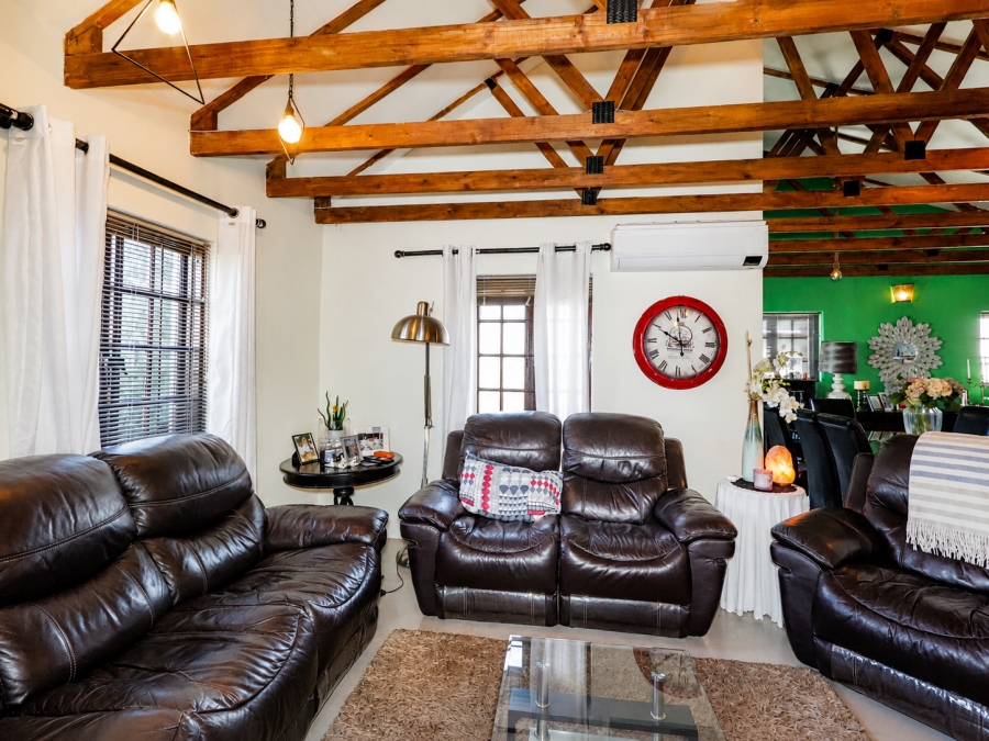 3 Bedroom Property for Sale in Table View Western Cape